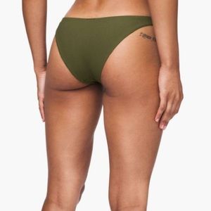 Lululemon Beach Boss Skimpy Bottom Landscape Green